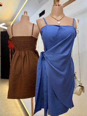 vestido faixa lateral