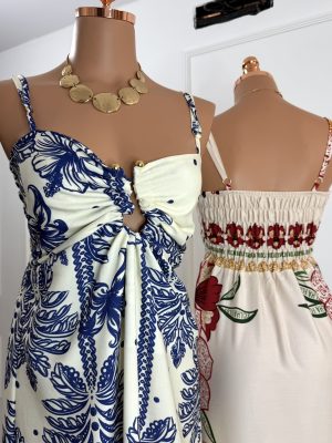 vestido fivela busto