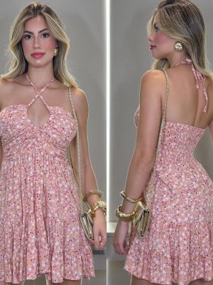 vestido curto amoral